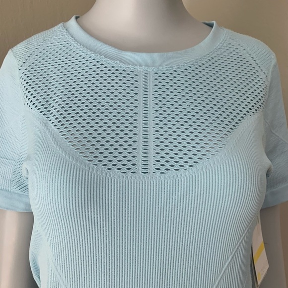 NWT ZELLA Orydalis Stretchy Seamless Short Sleeve Top Blue Workout Athletic SM - Picture 5 of 16